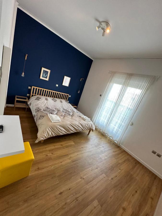 Vasilis Luxury Apartment アテネ エクステリア 写真